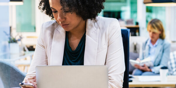 HIPPA Compliant instant messaging for the healthcare sector