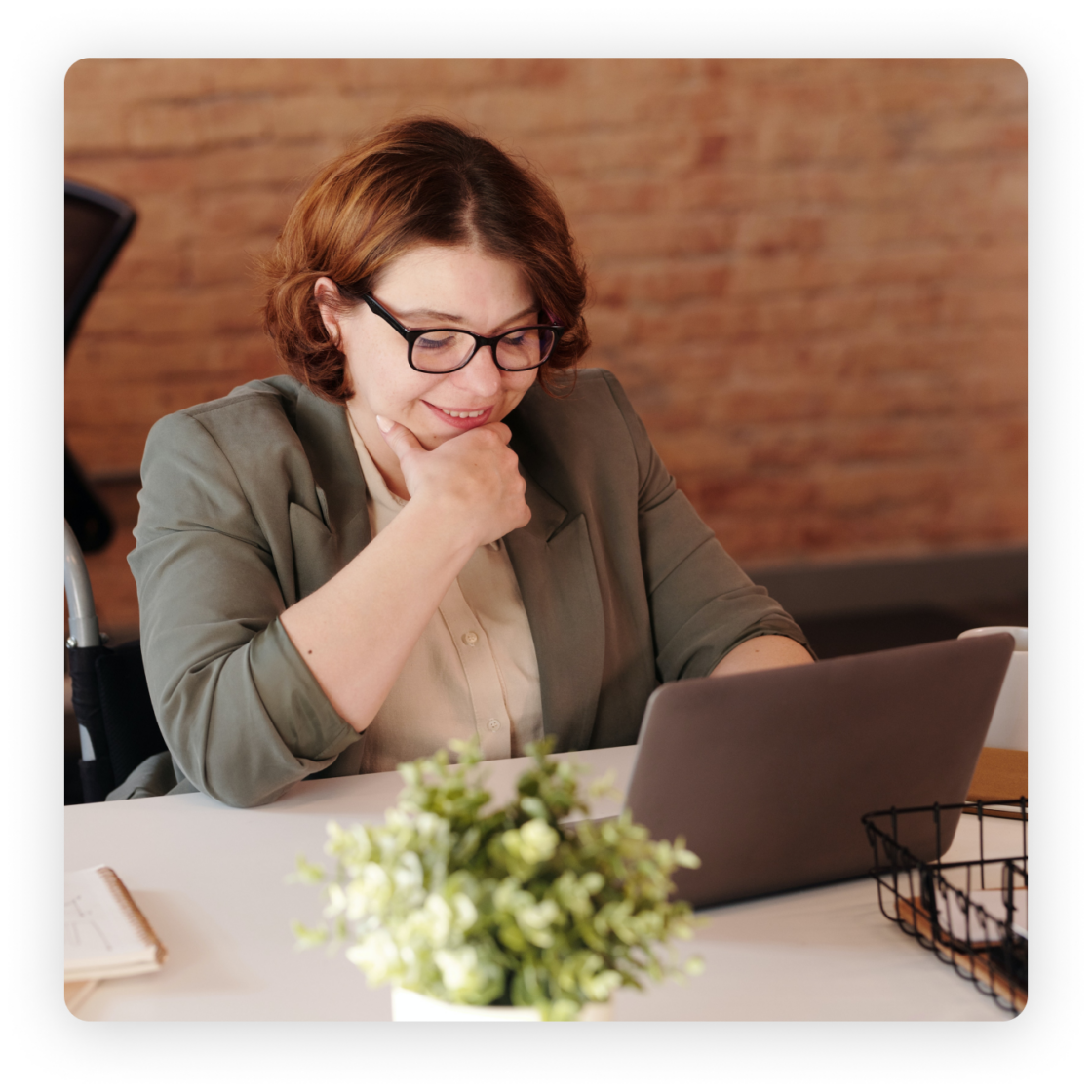 Push patient conversations from OhMD back to the Veradigm patient record as chart attachments in a single click